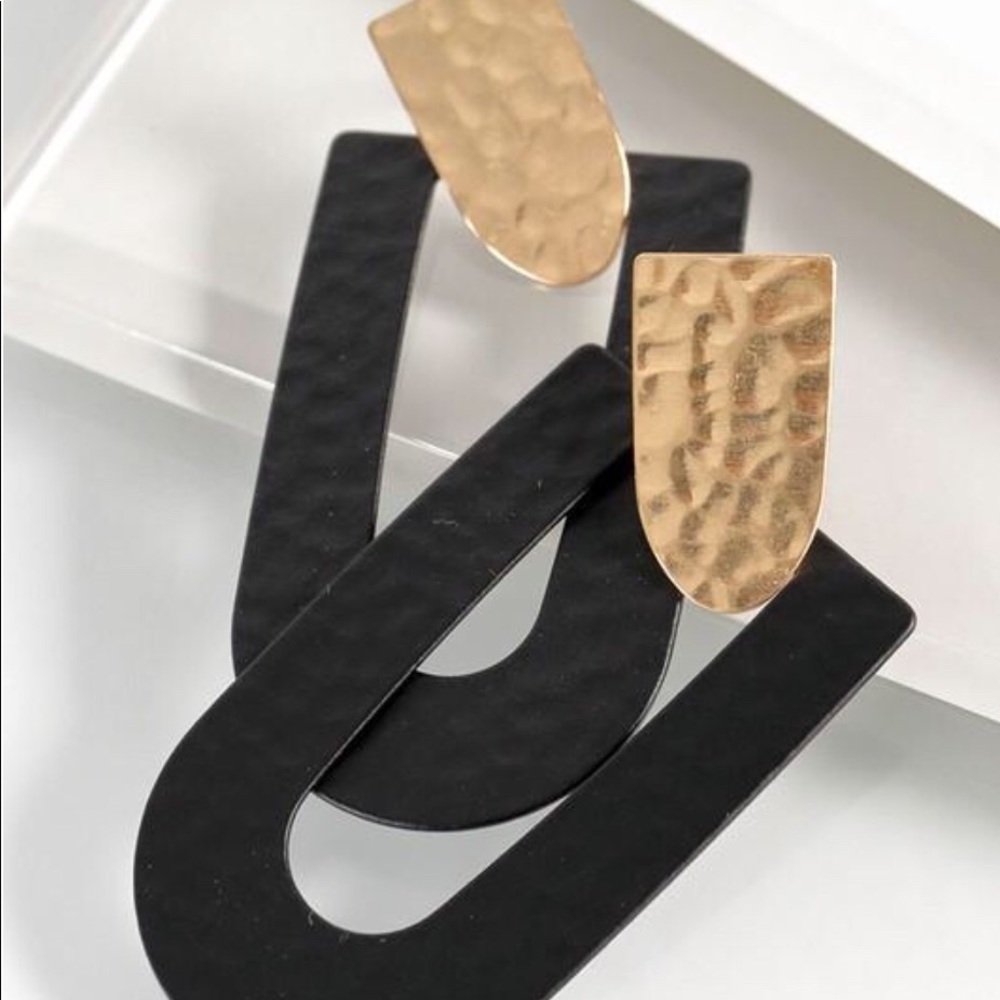 Metal and Rubber Modern Dangle Earrings- Black